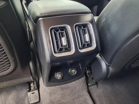 Used 2021 Kia Sorento EX w/ Panoramic Sunroof Package AWD/4WD image 15