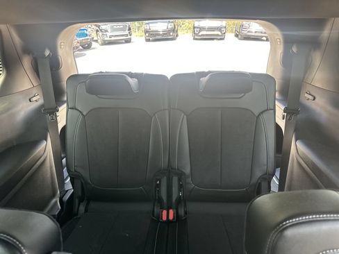 Used 2023 Jeep Grand Cherokee L Laredo AWD/4WD image 26