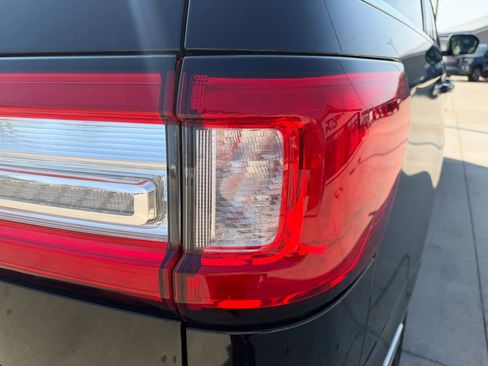 Used 2018 Lincoln Navigator L Reserve w/ Technology Package image 68