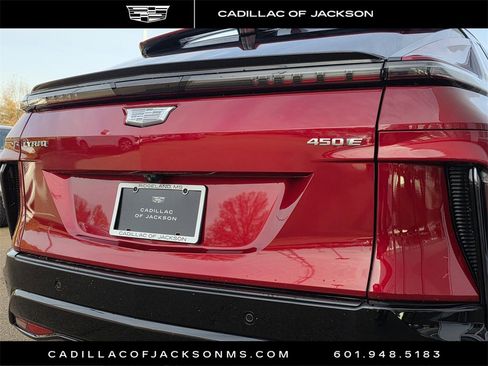 New 2026 Cadillac Lyriq Sport image 5