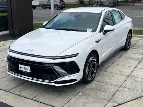 New 2026 Hyundai Sonata SEL image 3
