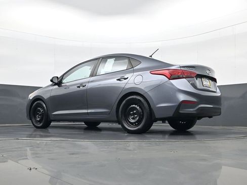 Used 2019 Hyundai Accent SE image 27