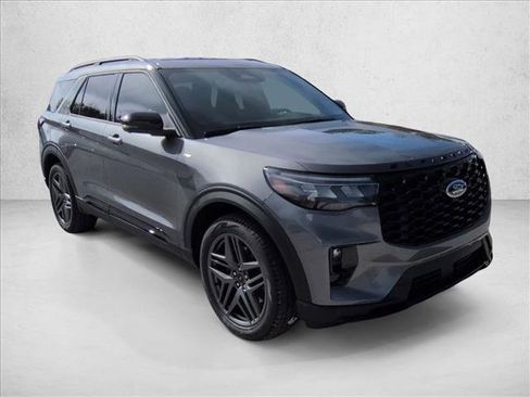 New 2026 Ford Explorer ST-Line w/ ST-Line Street Pack image 7