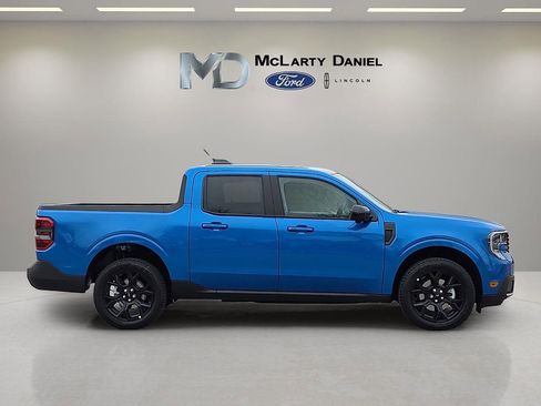 New 2026 Ford Maverick Lariat w/ Black Appearance Package image 6