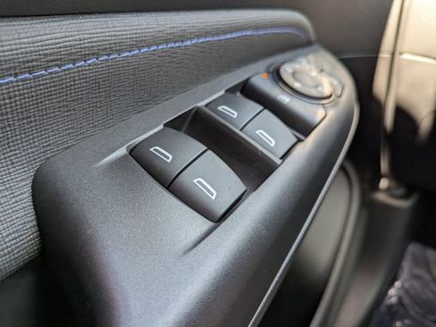 Used 2024 Buick Envista Sport Touring image 21