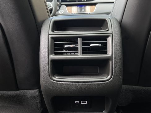 Certified 2025 Cadillac XT5 Premium Luxury image 43