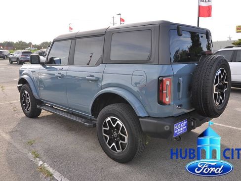 Used 2023 Ford Bronco Outer Banks AWD/4WD image 3