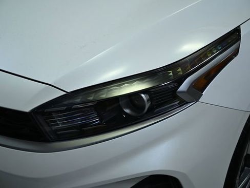 Used 2023 Kia Forte LXS w/ LXS Technology Package image 14