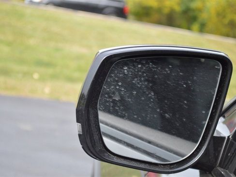 New 2025 Jeep Grand Cherokee Altitude image 35