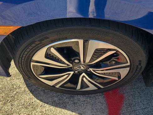 Used 2016 Honda Civic EX-T image 10