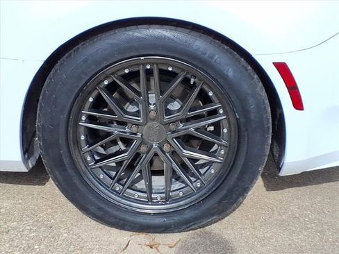 Used 2017 Chevrolet Camaro LT w/ Technology Package image 28