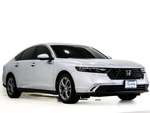 Used 2024 Honda Accord EX image 1