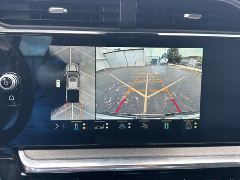 Used 2023 GMC Sierra 1500 Denali AWD/4WD image 12