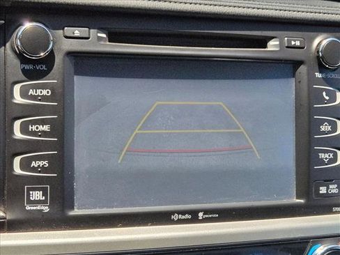 Used 2014 Toyota Highlander Limited FWD image 11