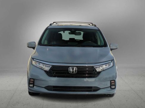 Used 2023 Honda Odyssey Elite image 3