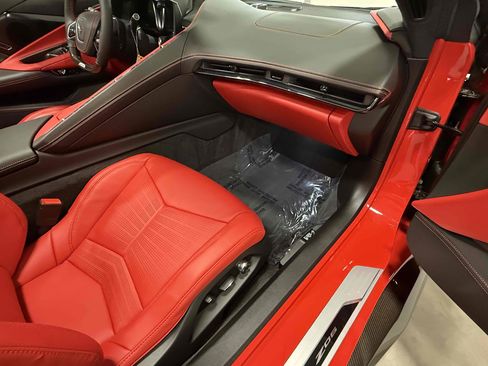 Used 2025 Chevrolet Corvette Z06 w/ Z07 Performance Package image 54