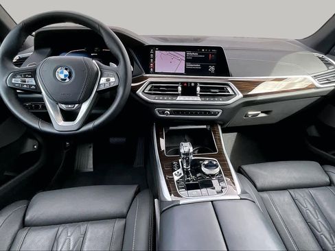 Certified 2023 BMW X5 xDrive45e w/ Executive Package AWD/4WD image 16