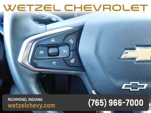 Used 2025 Chevrolet Trax LT w/ Driver Confidence Package FWD image 27