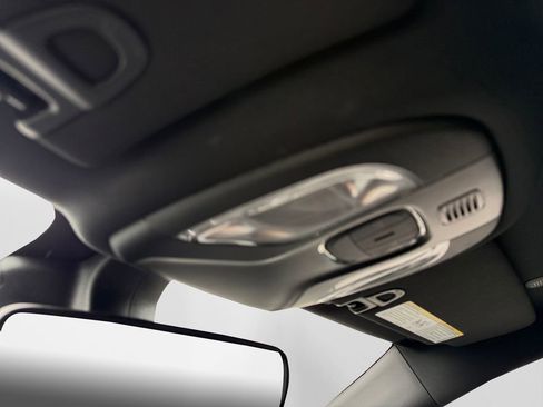 Certified 2025 Jeep Compass Trailhawk image 27