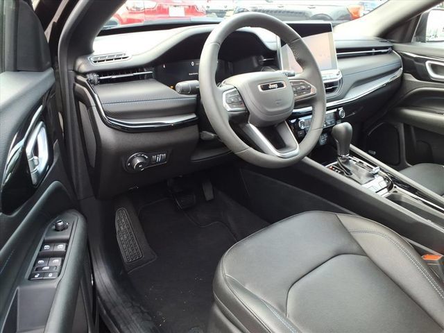 Used 2025 Jeep Compass Limited w/ High Altitude Package AWD/4WD image 14