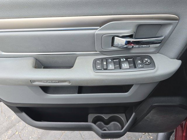 Used 2017 RAM 1500 Big Horn AWD/4WD image 9