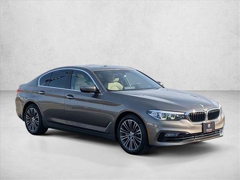 Used 2018 BMW 530i image 3