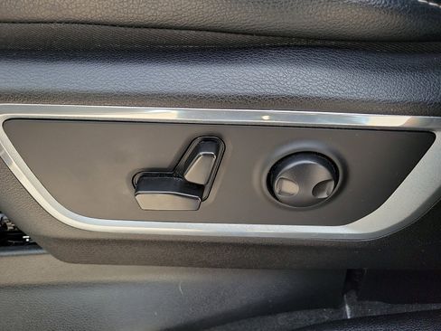 Used 2022 RAM 1500 Laramie image 13