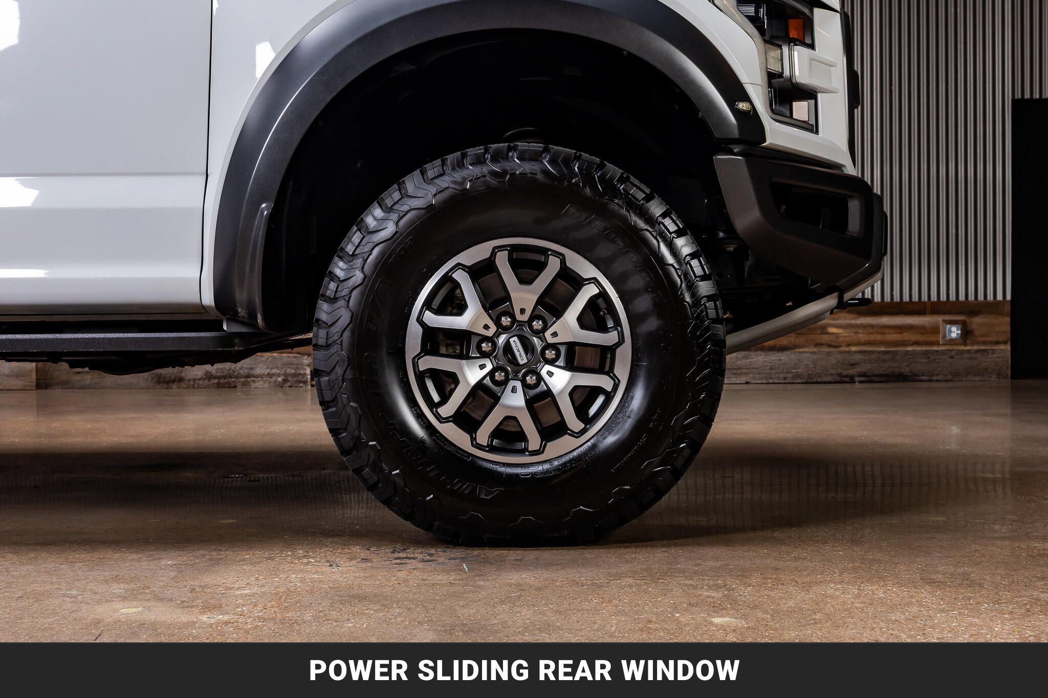 Used 2019 Ford F150 Raptor w/ Equipment Group 802A Luxury AWD/4WD image 11
