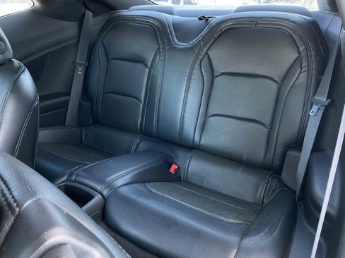 Used 2019 Chevrolet Camaro LT w/ RS Package image 18