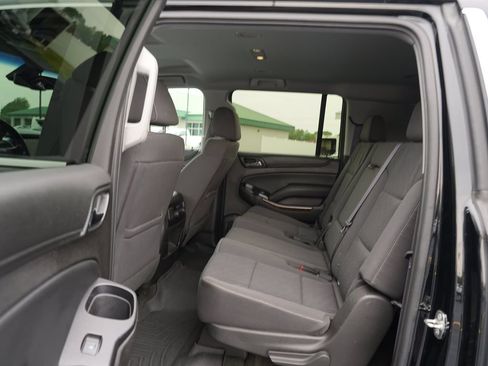 Used 2016 Chevrolet Suburban LS AWD/4WD image 18