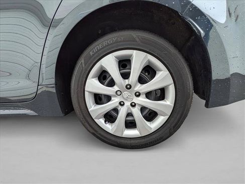 Used 2024 Toyota Corolla LE FWD image 20