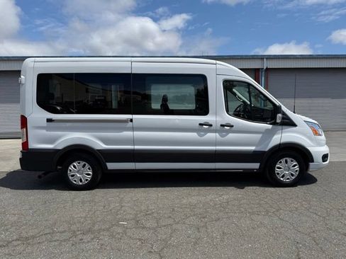 Used 2022 Ford Transit 350 XLT RWD image 2