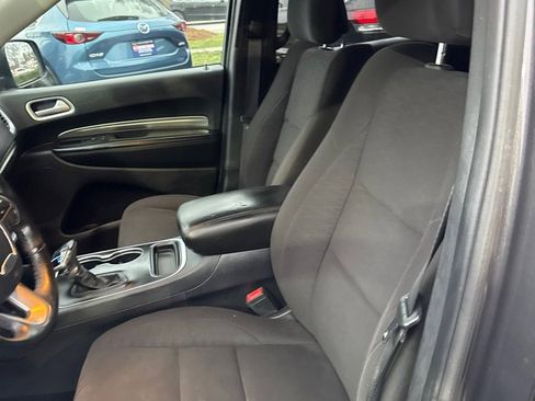 Used 2019 Dodge Durango SXT image 6