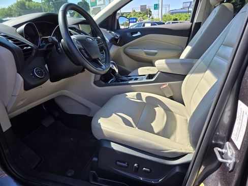 Used 2018 Ford Escape SEL FWD image 10