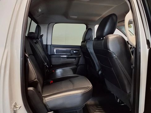 Used 2017 RAM 1500 Laramie image 9