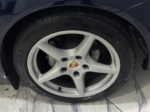 Used 2005 Porsche 911 Carrera RWD image 28