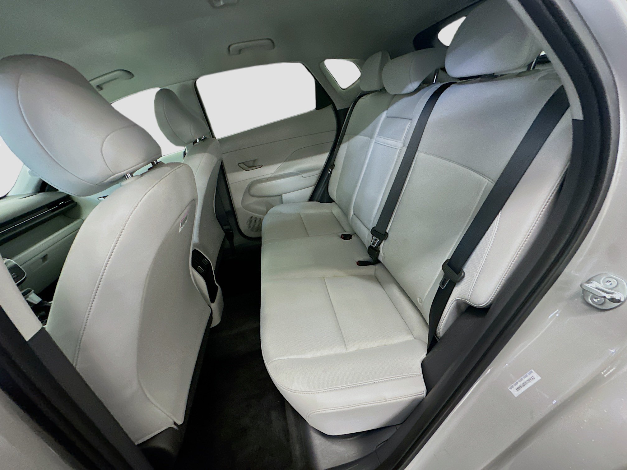 Used 2025 Hyundai Kona SEL AWD/4WD image 28