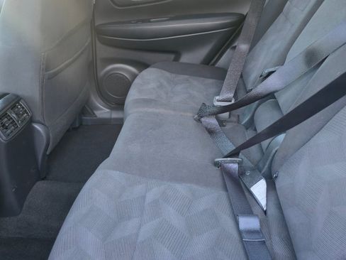 Used 2016 Nissan Rogue SV AWD/4WD image 6