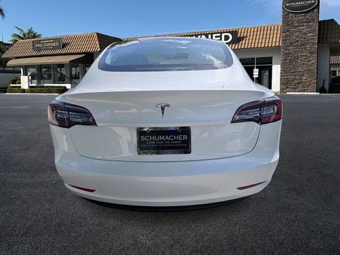 Used 2023 Tesla Model 3 Standard Range image 6