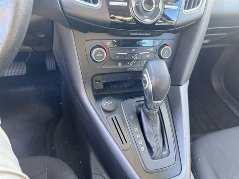 Used 2018 Ford Focus SEL image 10