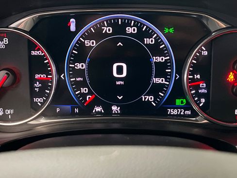 Used 2023 Chevrolet Traverse Premier AWD/4WD image 14