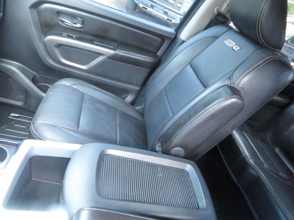 Used 2015 Nissan Titan PRO-4X w/ Pro-4x Luxury Package AWD/4WD image 26