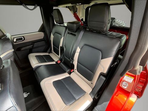Used 2024 Ford Bronco Wildtrak AWD/4WD image 22