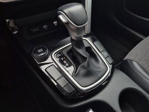 Used 2022 Kia Seltos S FWD image 29