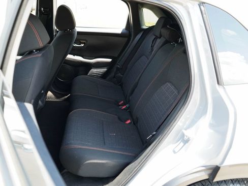 Used 2025 Honda HR-V Sport image 9