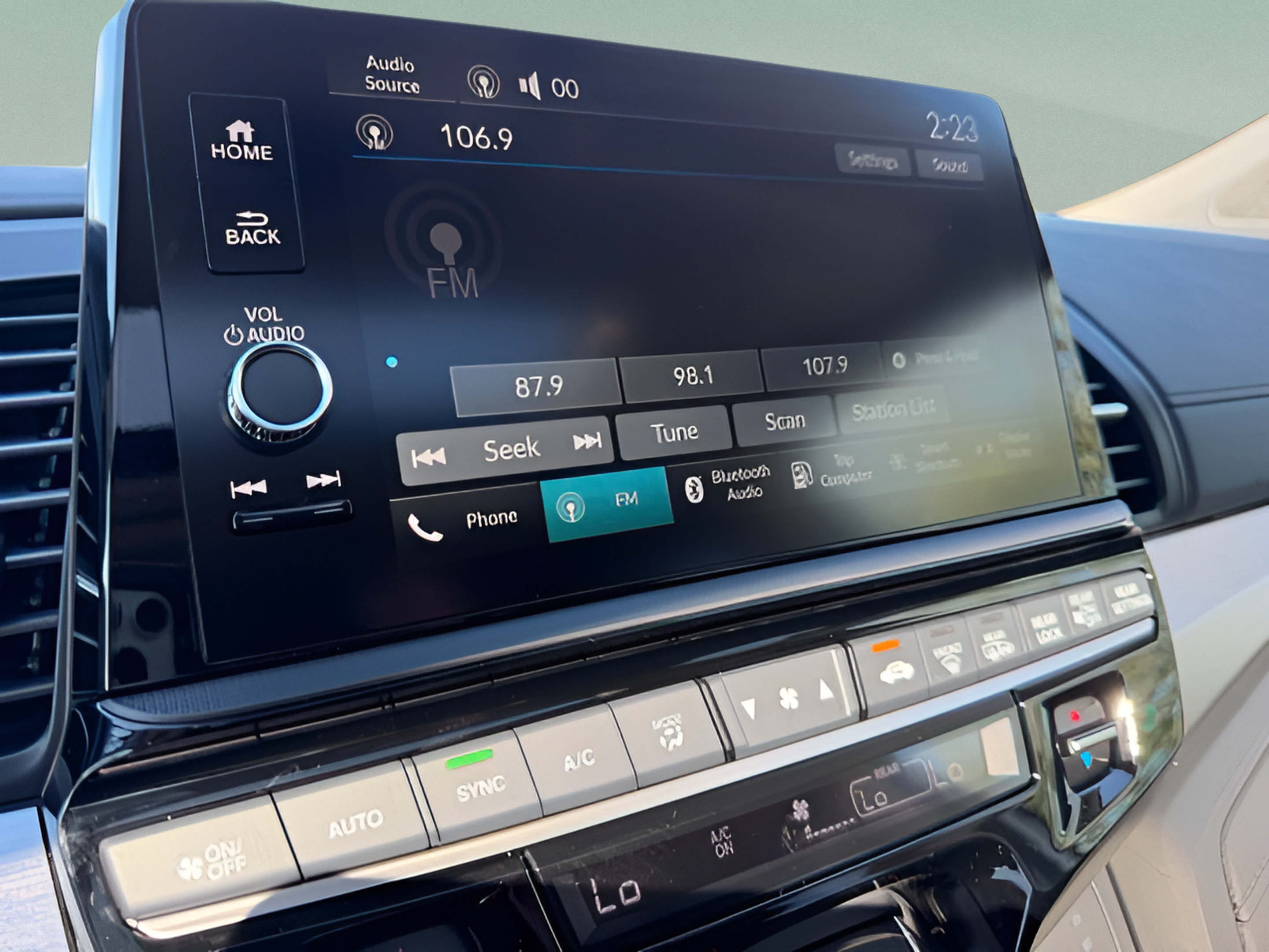 New 2027 Honda Odyssey EX-L image 16