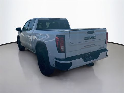 Used 2023 GMC Sierra 1500 Elevation image 3
