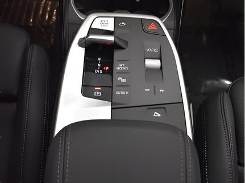New 2026 BMW X2 xDrive28i w/ M Sport Package AWD/4WD image 32