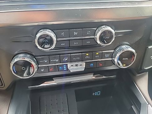 Used 2024 Ford F250 King Ranch w/ Chrome Package AWD/4WD image 21