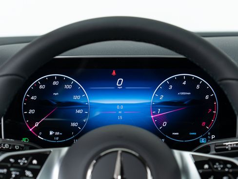 New 2026 Mercedes-Benz GLC 300 4MATIC image 18